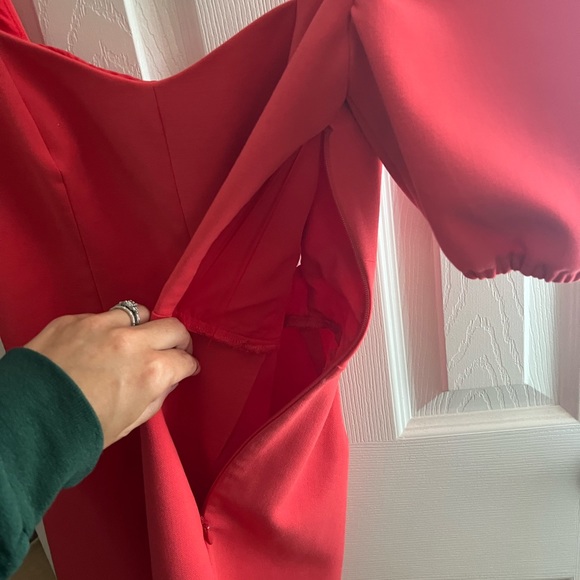 French Connection Whisper Cutout Back Dress in Hibiscus - Picture 9 of 11